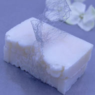 Image sur SAVON BIO ARTISANAL PUR (sans huiles essentielles) SENSITIVE  ~100g