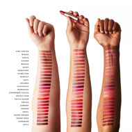 Image sur 100% PURE FRUIT PIGMENTED® LIPSTICK COLOURS