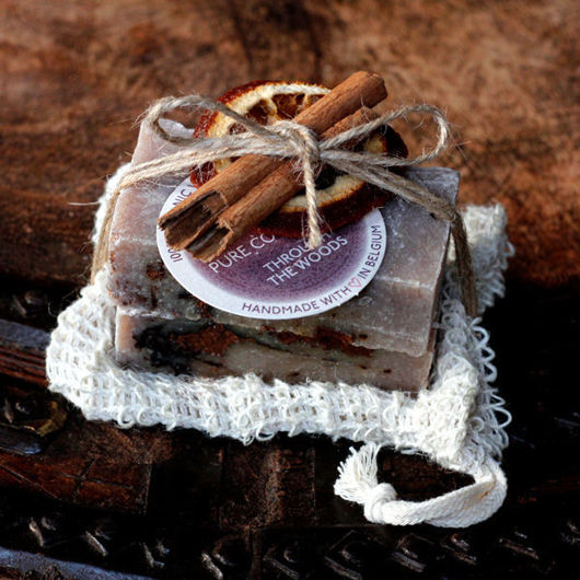cedarwood spicy organic artisanal soap 