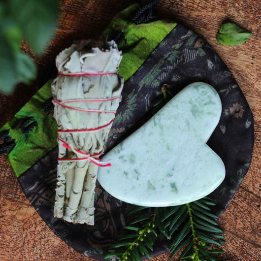 Jade Gua Sha Gift Pack